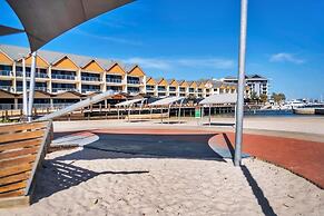 Resort Serviced Apartments - Mandurah