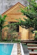 Tam Coc Rocky Bungalow