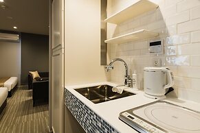 Grand Base Yakuin Odori