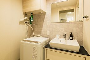 Grand Base Yakuin Odori