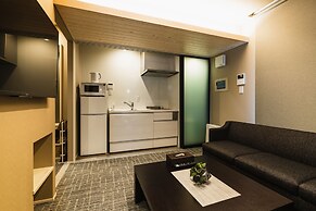 Grand Base Yakuin Odori