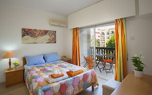 Castle Holiday Apartments