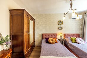 Castle Holiday Apartments