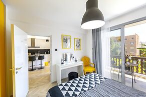 Castle Holiday Apartments