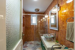 Castle Holiday Apartments