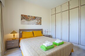 Castle Holiday Apartments