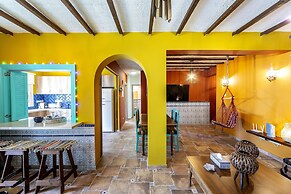 Castle Holiday Apartments