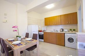 Castle Holiday Apartments