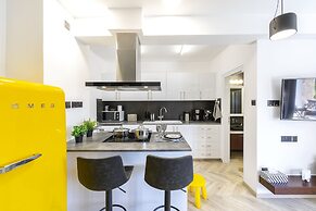 Castle Holiday Apartments