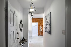 Castle Holiday Apartments