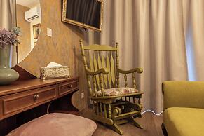 Castle Holiday Apartments