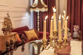 Castle Holiday Apartments