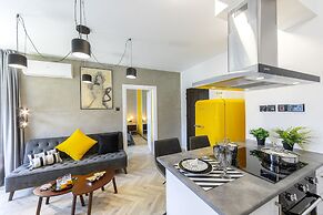 Castle Holiday Apartments