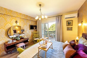 Castle Holiday Apartments