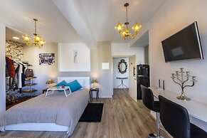 Castle Holiday Apartments