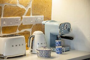 Castle Holiday Apartments