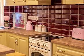 Castle Holiday Apartments