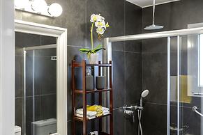 Castle Holiday Apartments