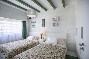 Castle Holiday Apartments