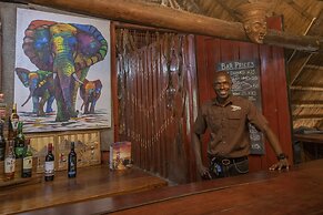 Pioneer Lodge Camp and Safaris