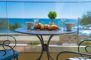 Elimia Suites & Studios