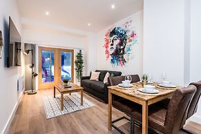 SGT Pepper’s Apartments