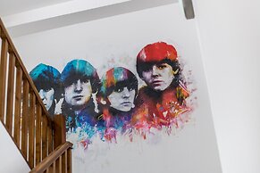 SGT Pepper’s Apartments