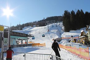 Luxurious Chalet in Murau With Sauna