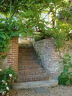 La Tonnelle