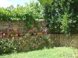 La Tonnelle