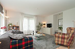 Peaceful Dune Retreat With Garden