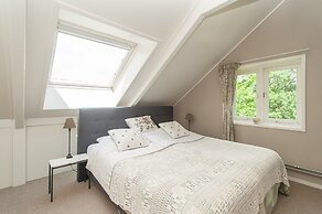 Peaceful Dune Retreat With Garden