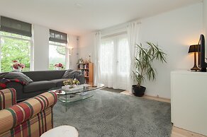 Peaceful Dune Retreat With Garden