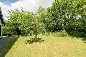 Peaceful Dune Retreat With Garden
