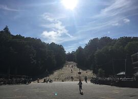 Peaceful Dune Retreat With Garden