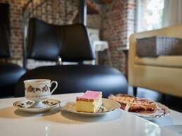 Villa in Mesch With Garden