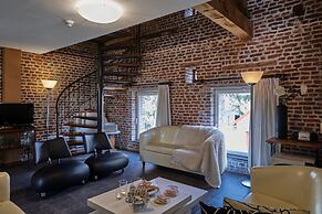 Villa in Mesch With Garden