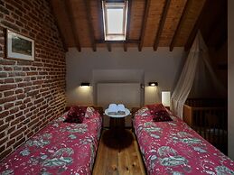 Villa in Mesch With Garden