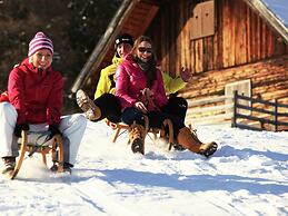 Huge Apartment in Sankt Margarethen im Lungau near Ski Lift