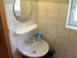 Huge Apartment in Sankt Margarethen im Lungau near Ski Lift