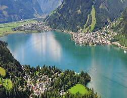 Huge Apartment in Sankt Margarethen im Lungau near Ski Lift