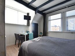 Cozy Apartment in Bergen aan Zee near Beach