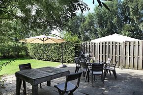 Farmhouse Appartment in Eede