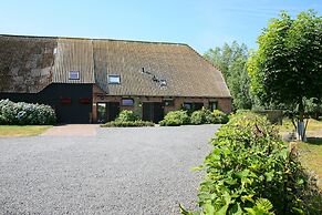 Farmhouse Appartment in Eede