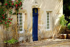 Castle Apartment in Chaleix Near Forest