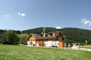 Vogue Apartment in Sankt Margarethen im Lungau near Ski Lift