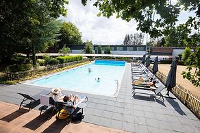 Charming Holiday Home in Hulshorst With Pool