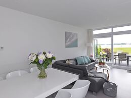 Modern and Tasteful House ith Private