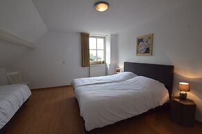 Farmhouse in Elsendorp Near Forest Trails