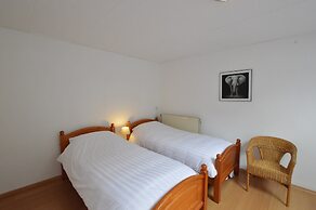 Farmhouse in Elsendorp Near Forest Trails